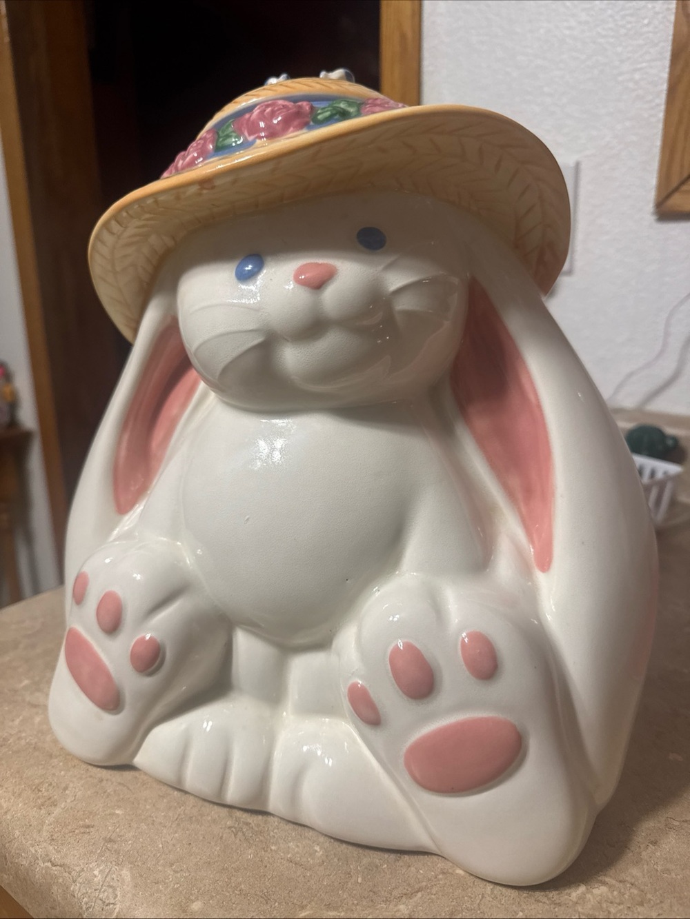 Vtg Treasure Craft Bunny Cookie Jar Ceramic Rabbit Floral Straw Bonnet Hat USA